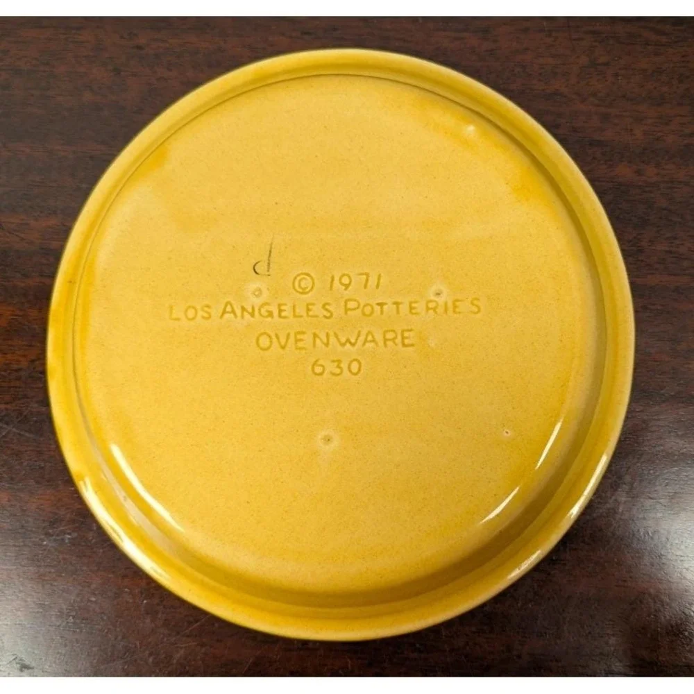 Vintage 1971 Los Angeles Potteries Ovenware 630 Peach Pie Plate Yellow 12